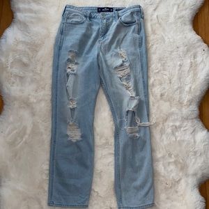 Hollister Ultra high rise mom jean